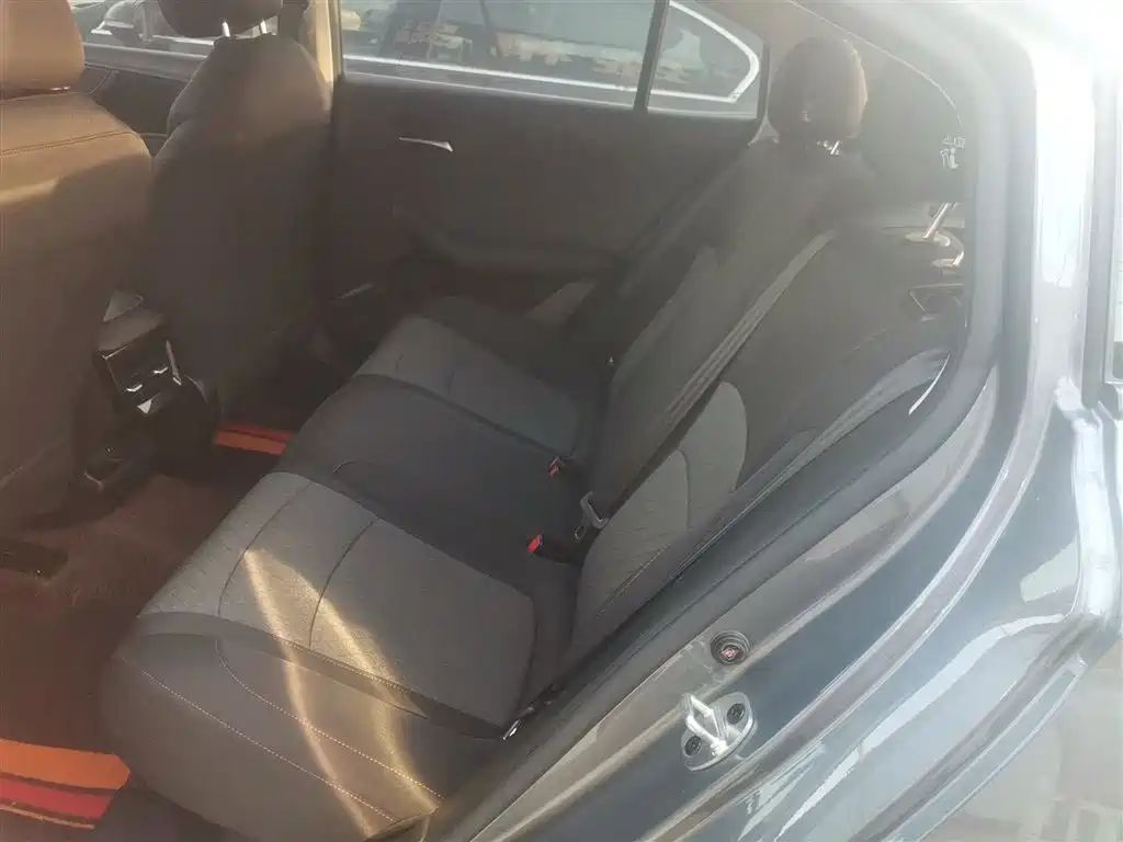 Roewe i5 2023 1.5L Manual Comfort Edition купить на сайте DeffCars