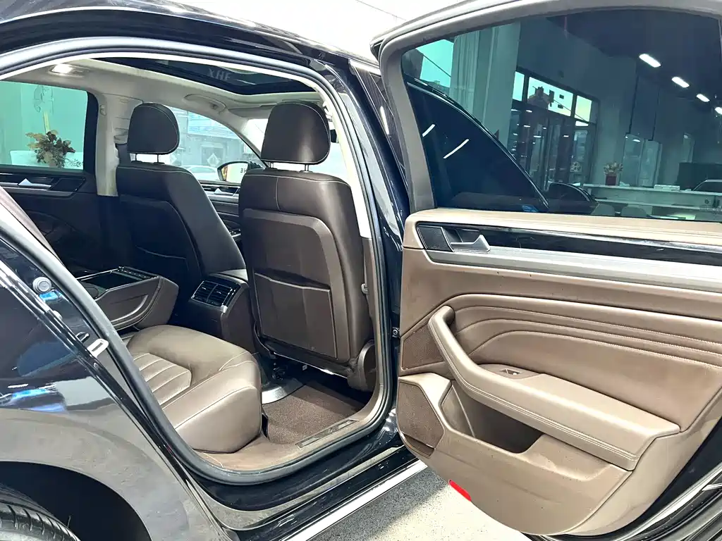 Huiang 2021 380TSI Deluxe Edition купить на сайте DeffCars