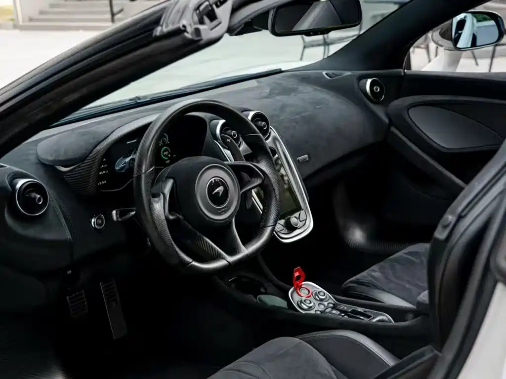 McLaren 600LT 2019 3.8T Spider купить на сайте DeffCars