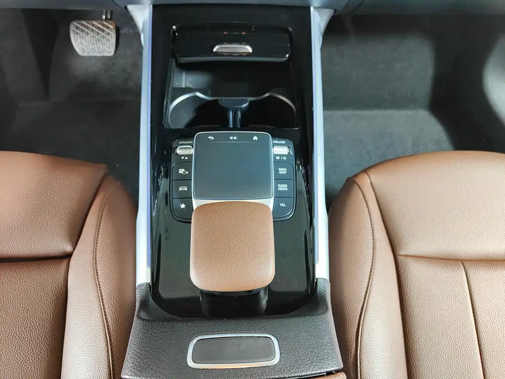 Mercedes-Benz GLB 2024 GLB 220 Dynamic купить на сайте DeffCars