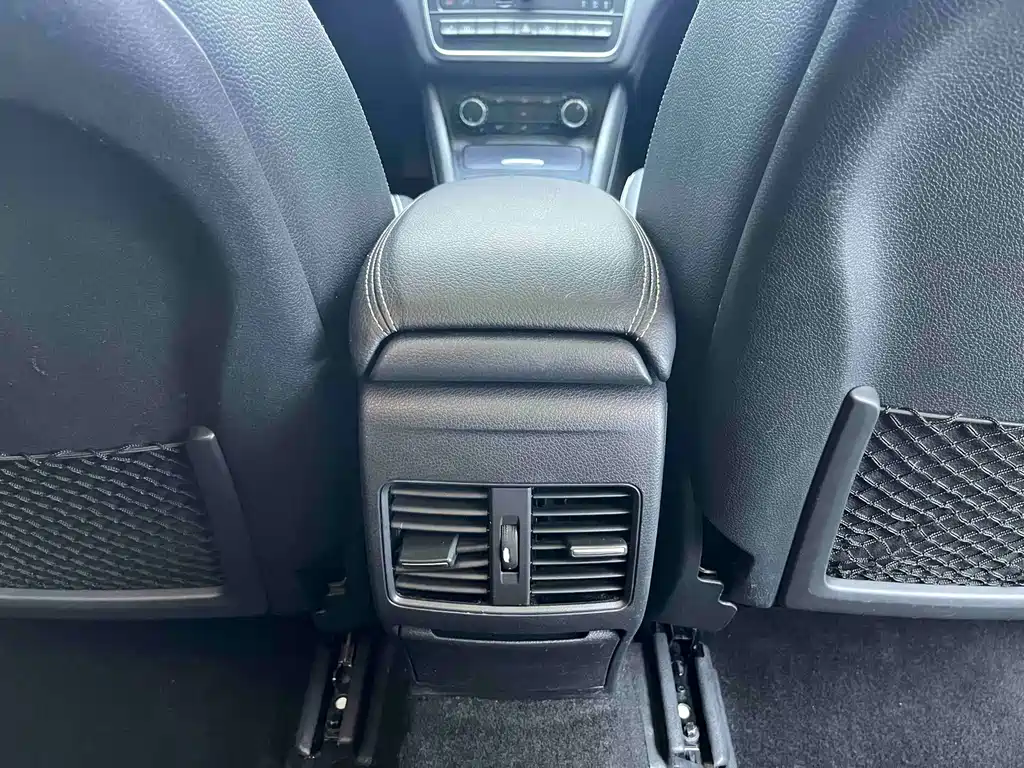 Mercedes-Benz GLA 2016 GLA 220 4MATIC Fashion Model купить на сайте DeffCars