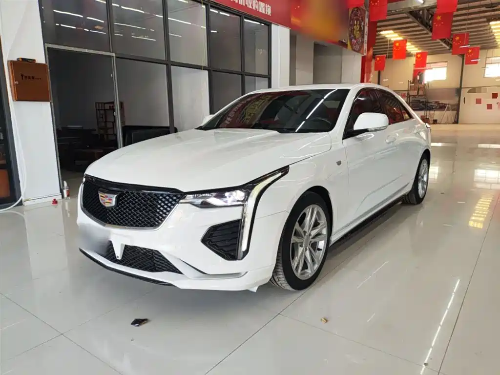 Cadillac CT4 2021 28T Fashion Model купить на сайте DeffCars