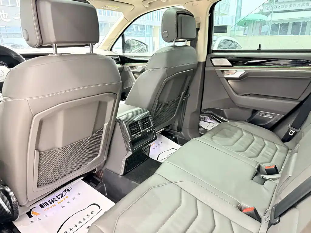 Touareg 2021 3.0TSI Ruixiang Edition Classic Sports Package купить на сайте DeffCars