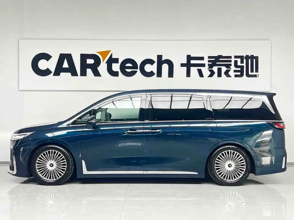 Lantu Dreamer 2025 PHEV four-wheel drive flagship Kunpeng version купить на сайте DeffCars