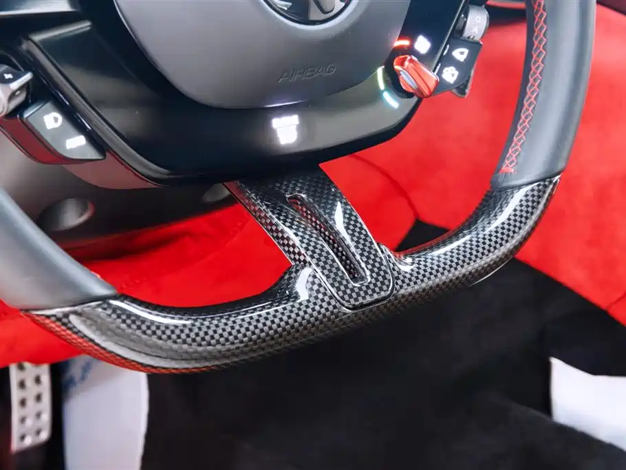 Roma 2020 3.9T V8 купить на сайте DeffCars