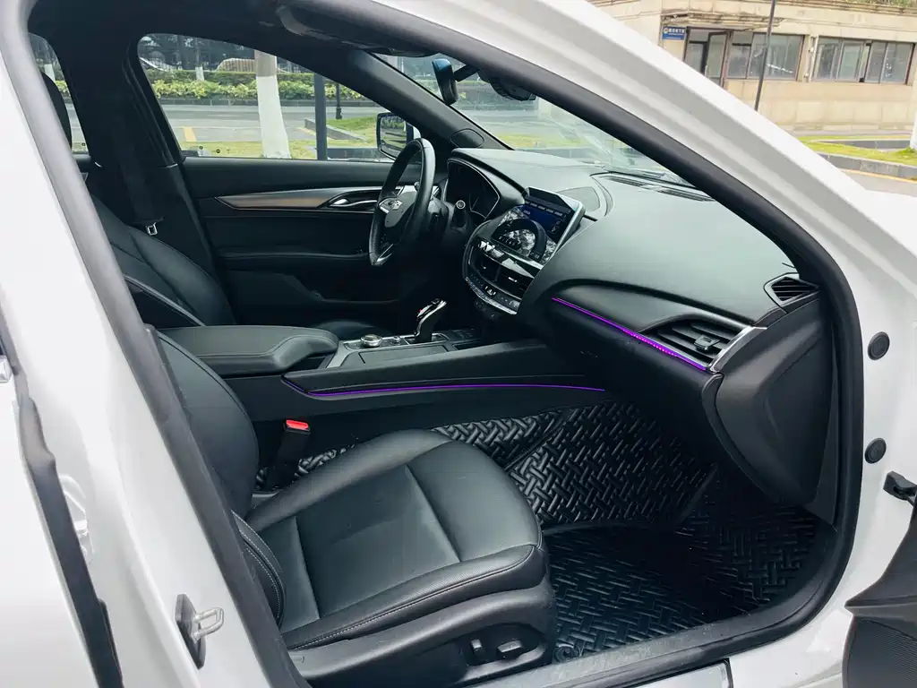 Cadillac CT5 2021 28T luxury model купить на сайте DeffCars