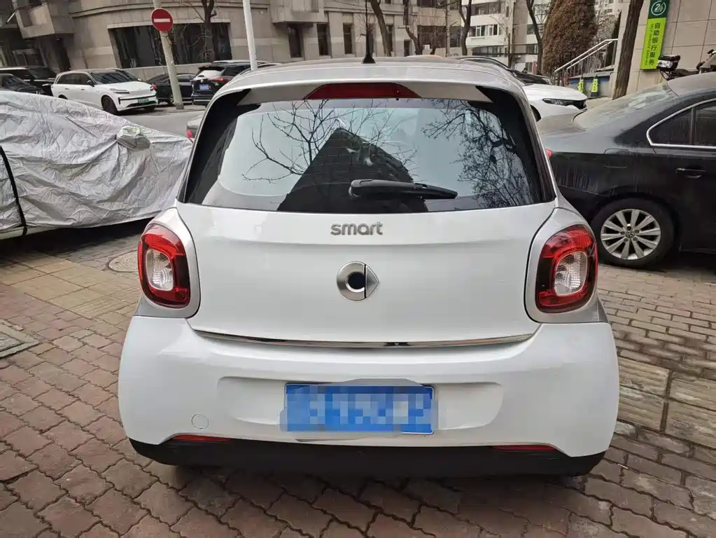 smart forfour 2016 0.9T 66kW Pioneer Edition купить на сайте DeffCars