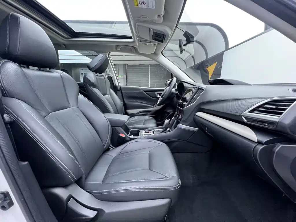 Forester 2022 2.0i AWD Deluxe Edition купить на сайте DeffCars