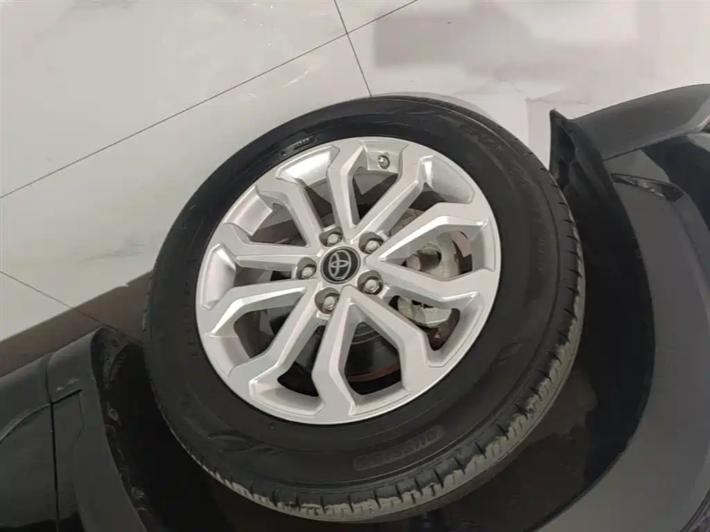 Fenglanda 2023 2.0L CVT leading version купить на сайте DeffCars