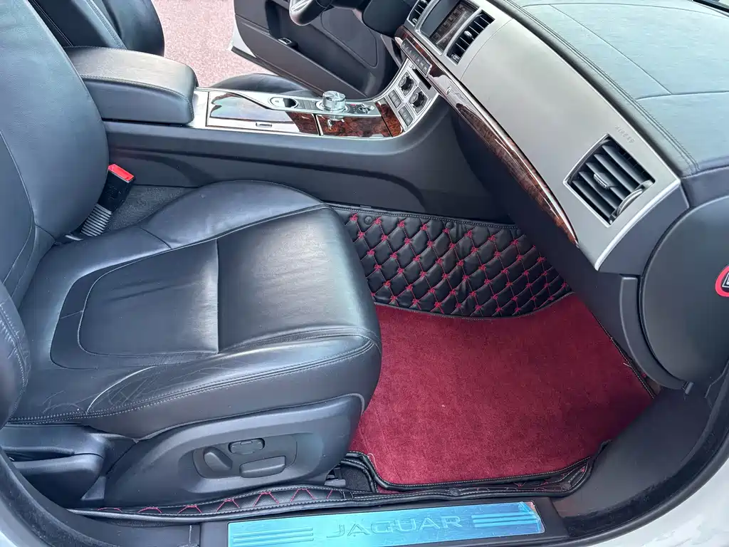 Jaguar XF 2015 XF 2.0T 80th Anniversary Collection Deluxe Edition купить на сайте DeffCars