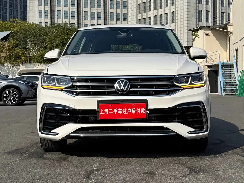 Tiguan L 2022 380TSI automatic four-wheel drive R-Line flagship version 7 seats купить на сайте DeffCars