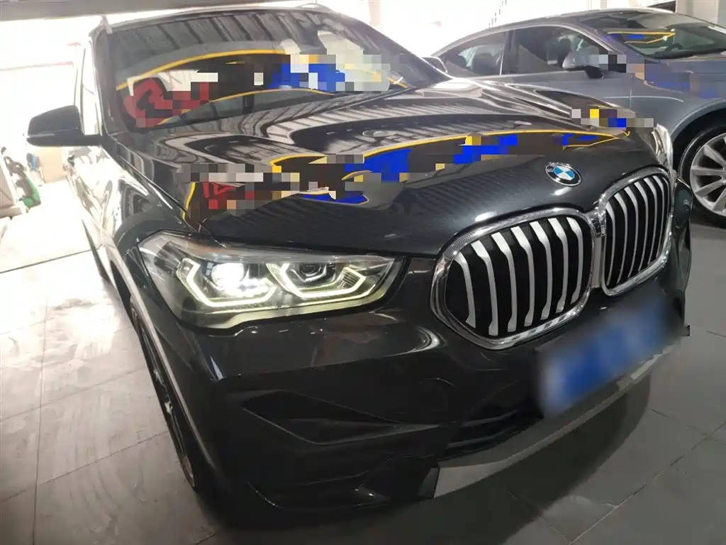 BMW X1 2021 sDrive25Li Leading Model купить на сайте DeffCars