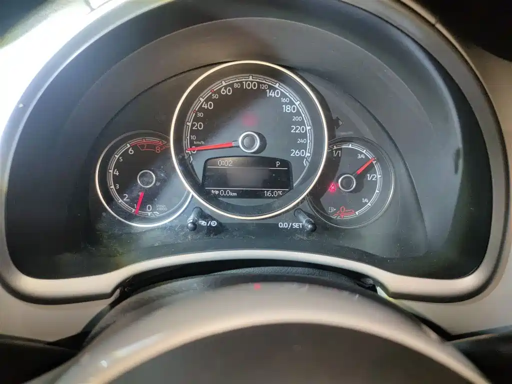 Beetle 2018 180TSI Yile Type купить на сайте DeffCars