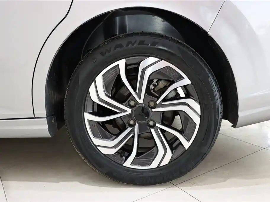 Yixuan 2021 230T Automatic Honor Edition купить на сайте DeffCars