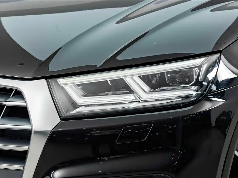 Audi Q5L 2020 45 TFSI exclusive fashion model купить на сайте DeffCars