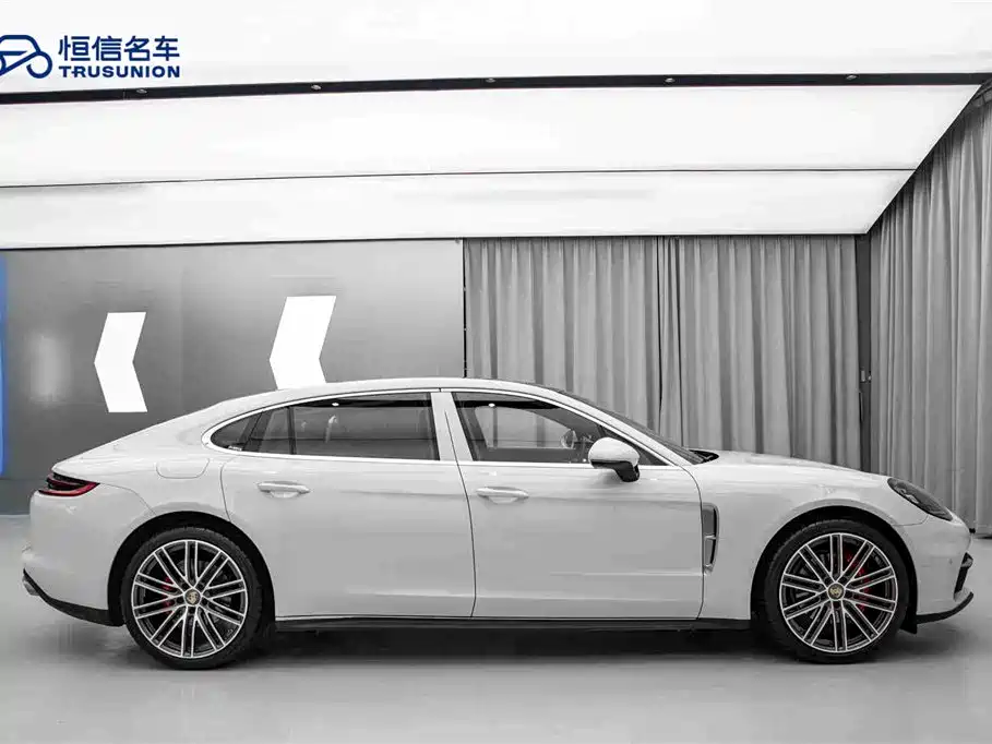 Panamera 2019 Panamera Executive Extended Edition 2.9T купить на сайте DeffCars