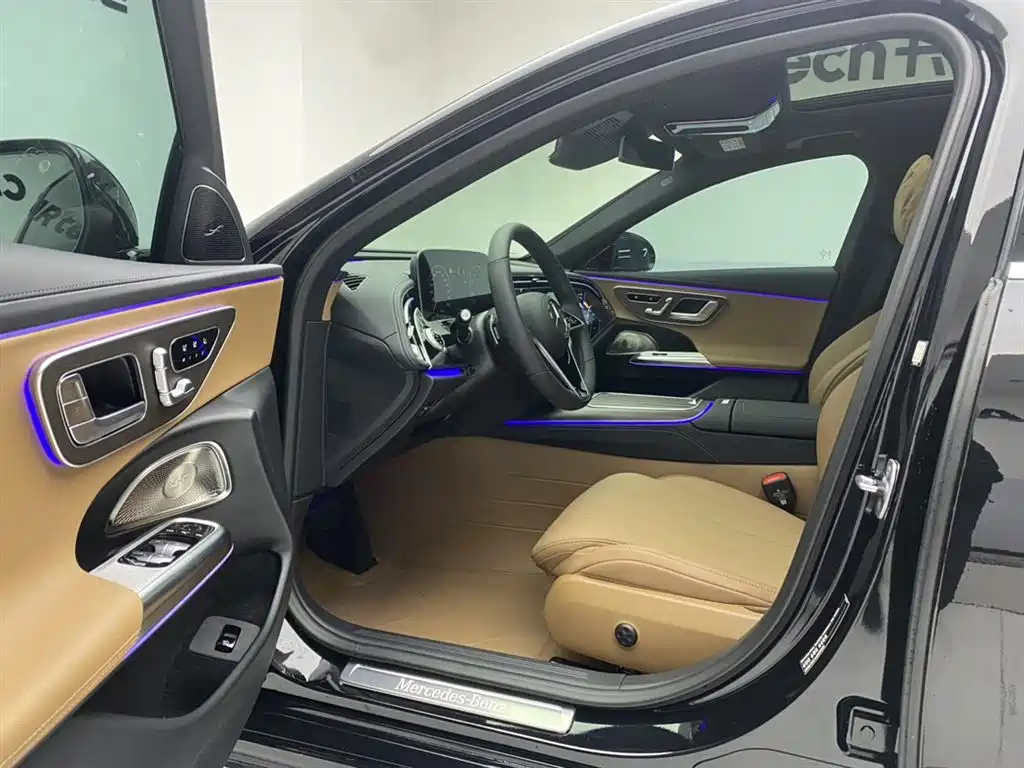 Mercedes-Benz E-Class 2026 E 300 L Luxury Model купить на сайте DeffCars