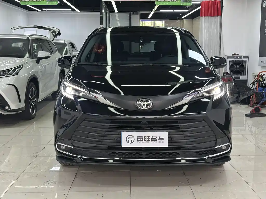 SIENNA 2024 2.5L Hybrid Comfort Edition купить на сайте DeffCars