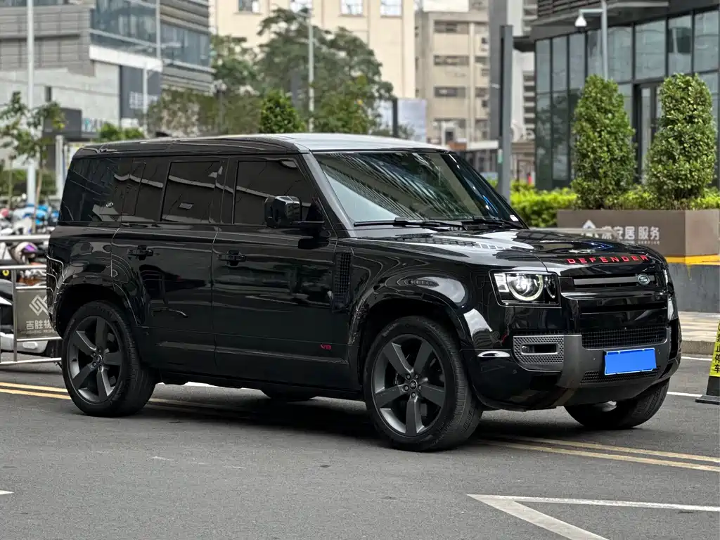 Land Rover Defender 2023 110 5.0T V8 купить на сайте DeffCars