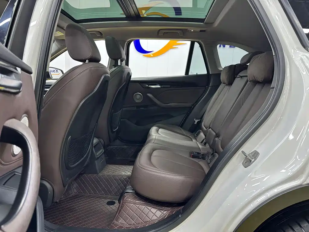 BMW X1 sDrive20Li sleek 2022 купить на сайте DeffCars