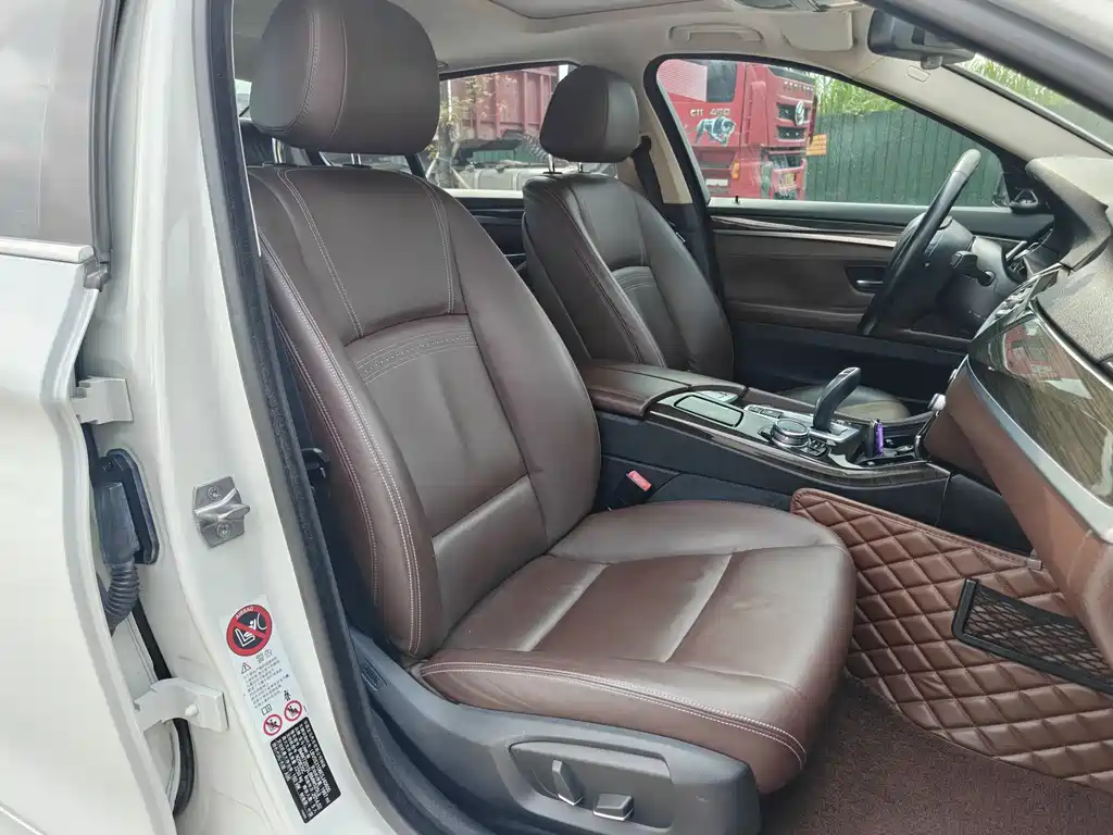 BMW 5 Series 2014 525Li Luxury Design Package купить на сайте DeffCars