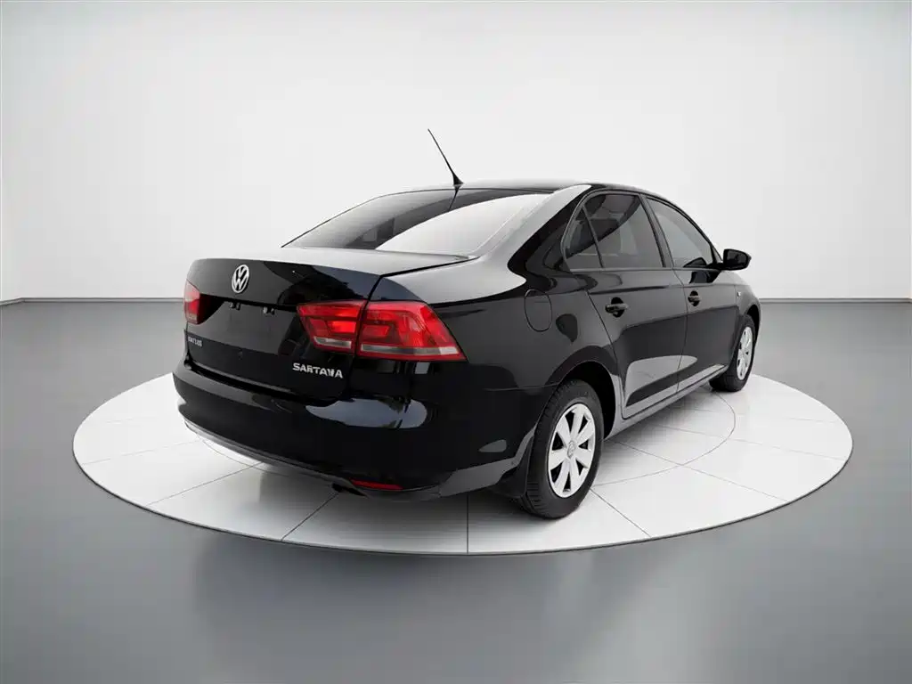 Santana 2015 1.4L Manual Fashion Edition купить на сайте DeffCars