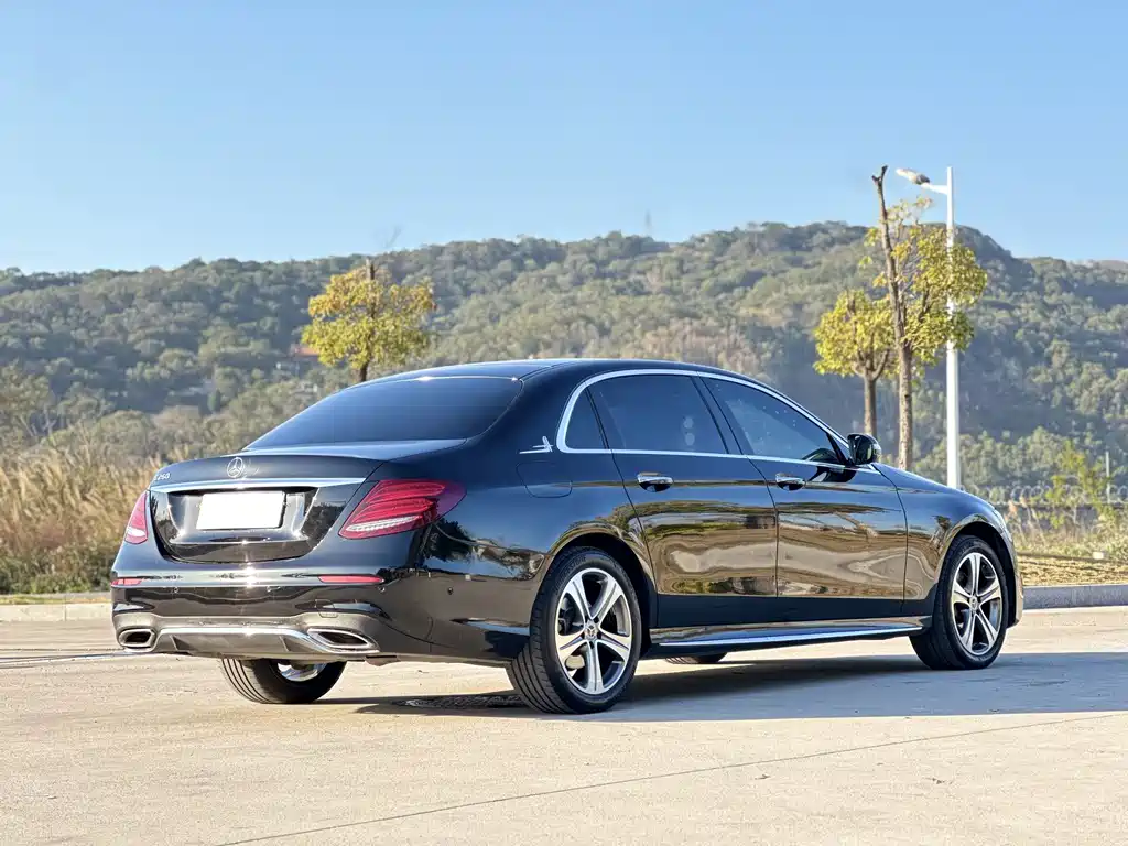 Mercedes-Benz E-Class 2020 E 260 L Sports купить на сайте DeffCars