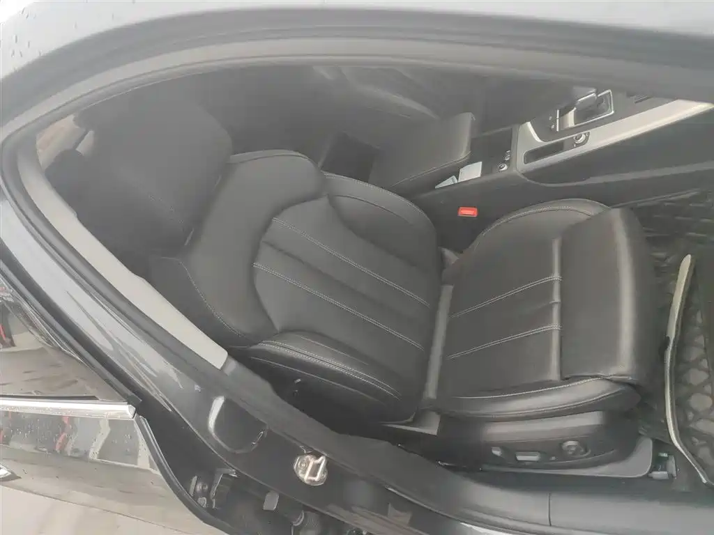 Audi A4L 2020 40 TFSI Fashionable and Dynamic купить на сайте DeffCars