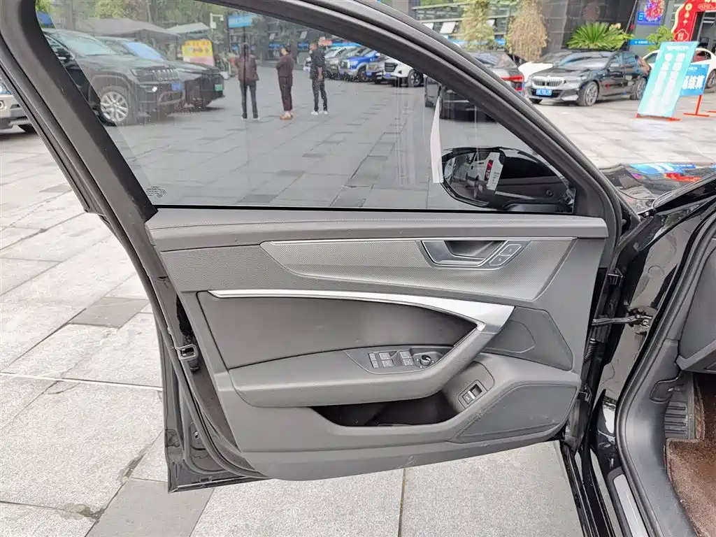 Audi A6L 2024 40 TFSI luxury and dynamic model купить на сайте DeffCars