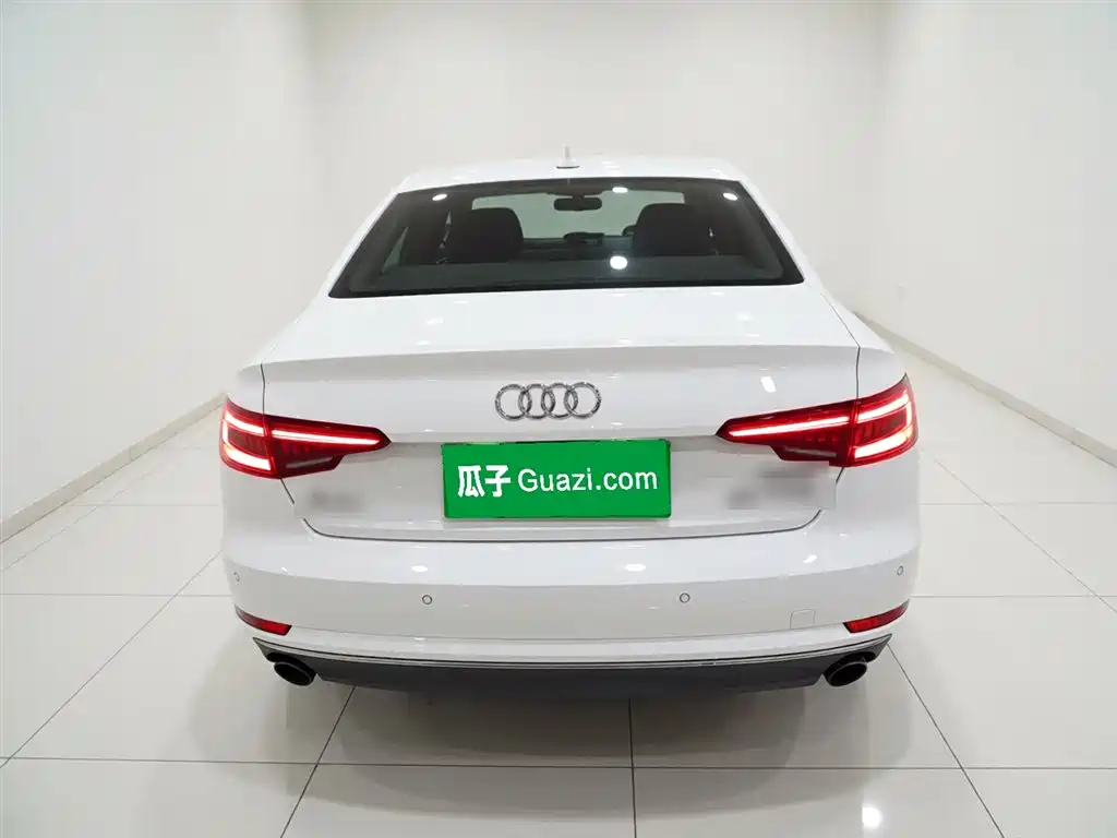 Audi A4L 2018 30th Anniversary Model 40 TFSI Enterprising купить на сайте DeffCars