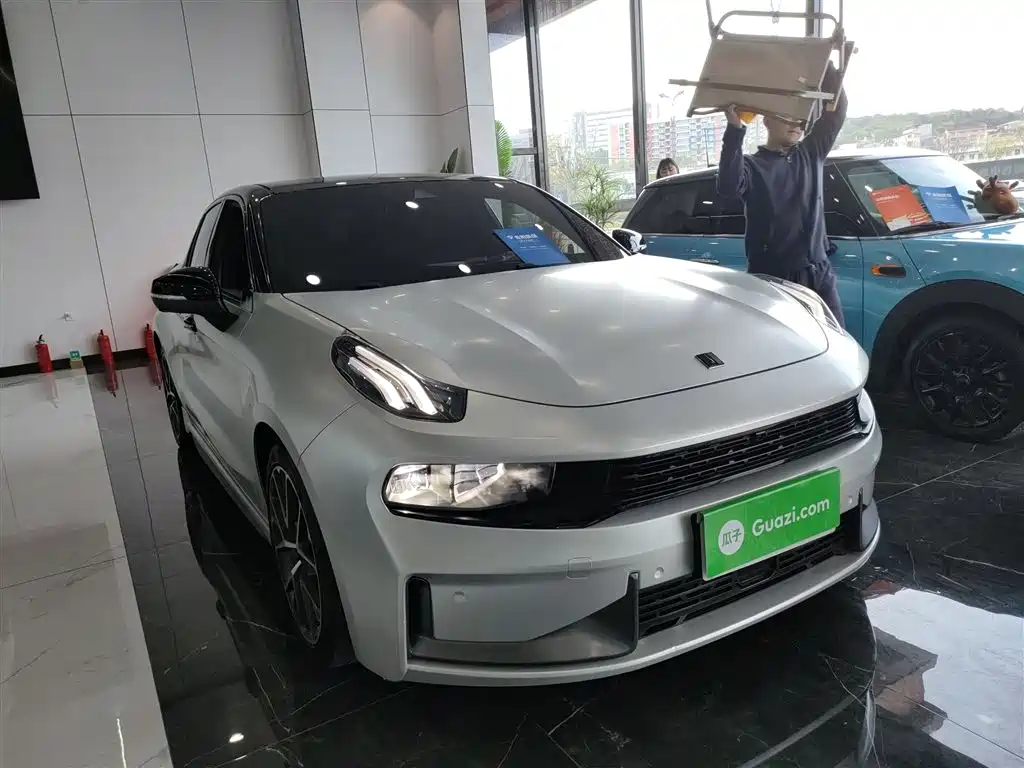Lynk & Co 03 2022 2.0TD DCT Pro купить на сайте DeffCars