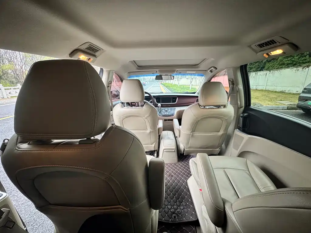 Buick GL8 2017 25S luxury model National V купить на сайте DeffCars