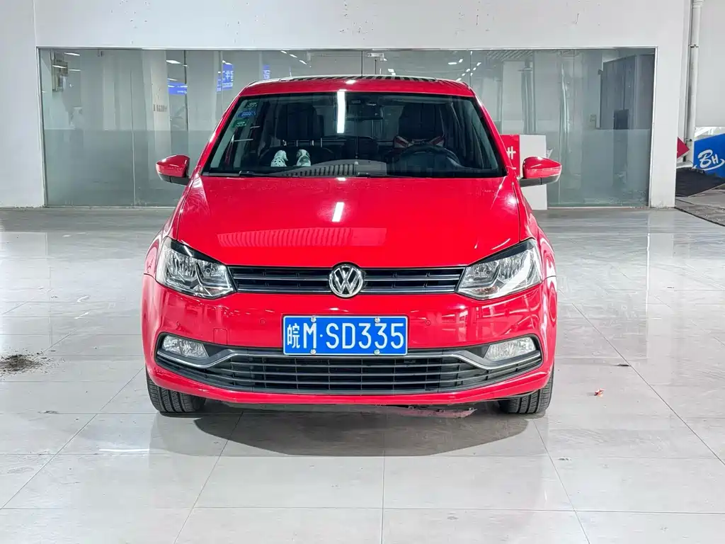 Polo 2016 1.6L automatic luxury model купить на сайте DeffCars