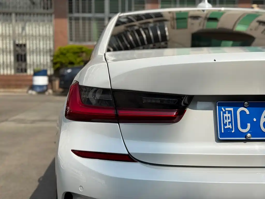 BMW 3 Series 2021 Facelift 2 325Li M Sports Package купить на сайте DeffCars