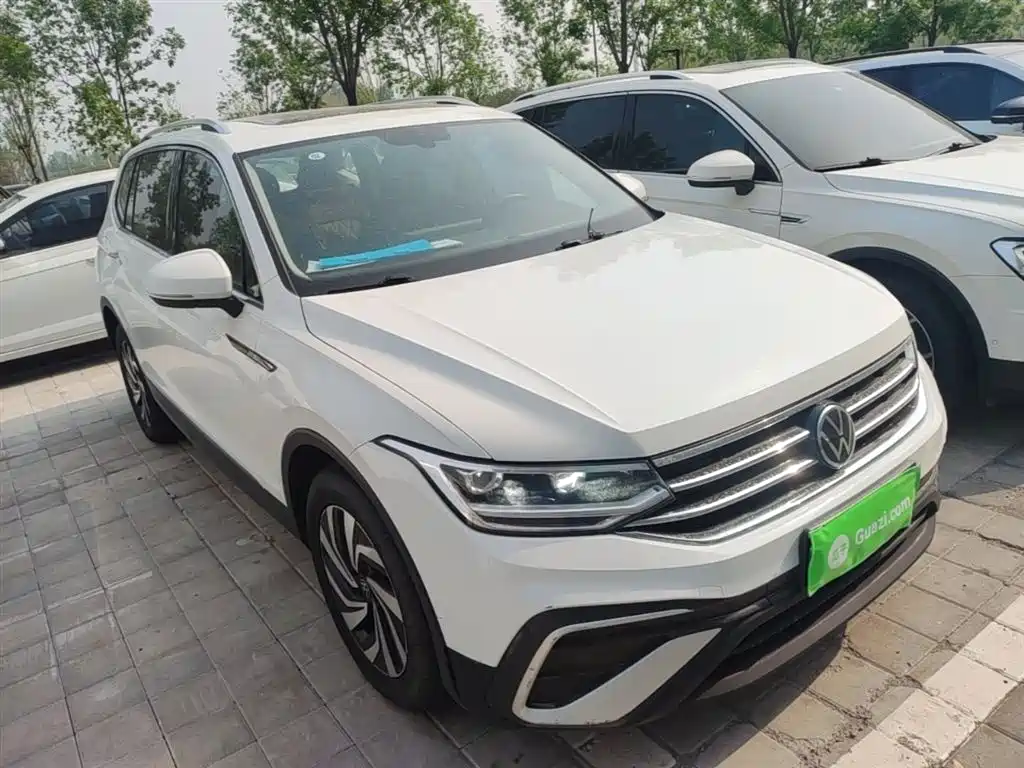 Tiguan L 2024 300TSI automatic two-wheel drive smart version купить на сайте DeffCars