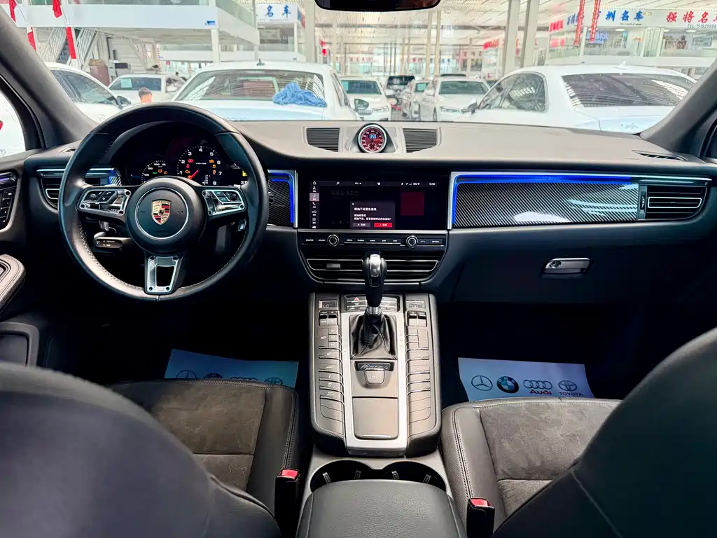 Macan 2018 Macan 2.0T купить на сайте DeffCars