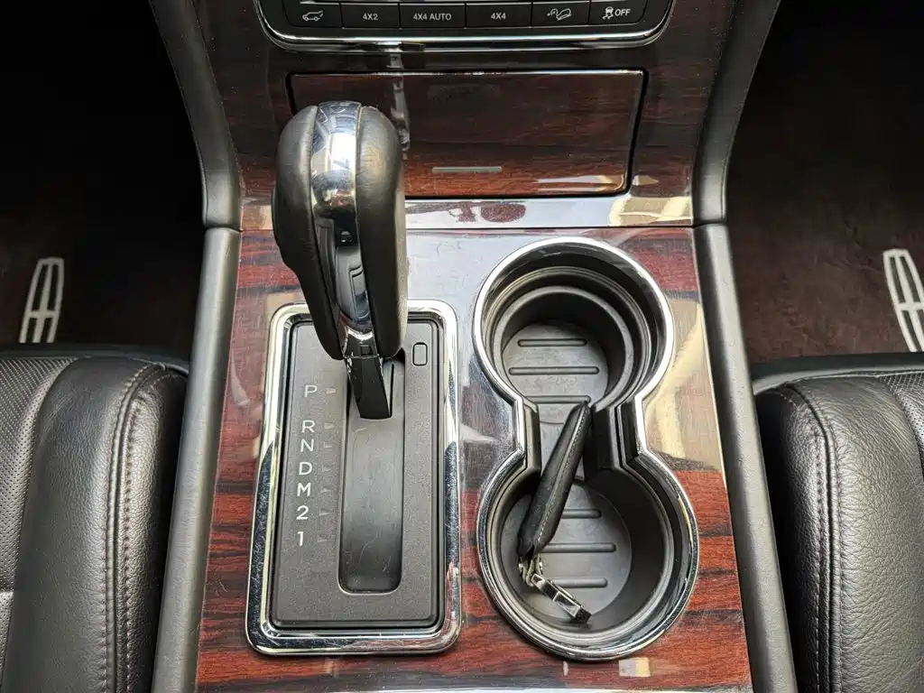Navigator 2016 3.5T AWD купить на сайте DeffCars