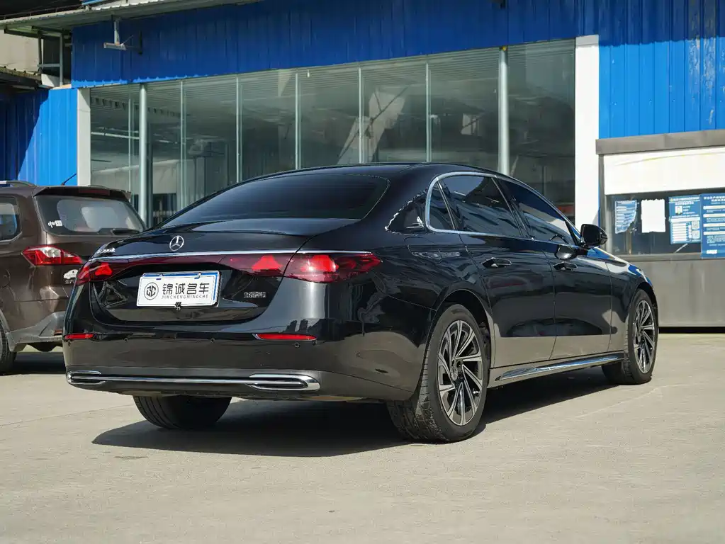 Mercedes-Benz E-Class 2024 E 300 L Luxury Model купить на сайте DeffCars