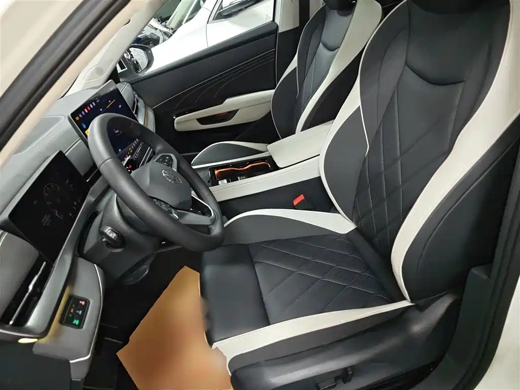 Sagitar 2026 L 300TSI DSG luxury model купить на сайте DeffCars