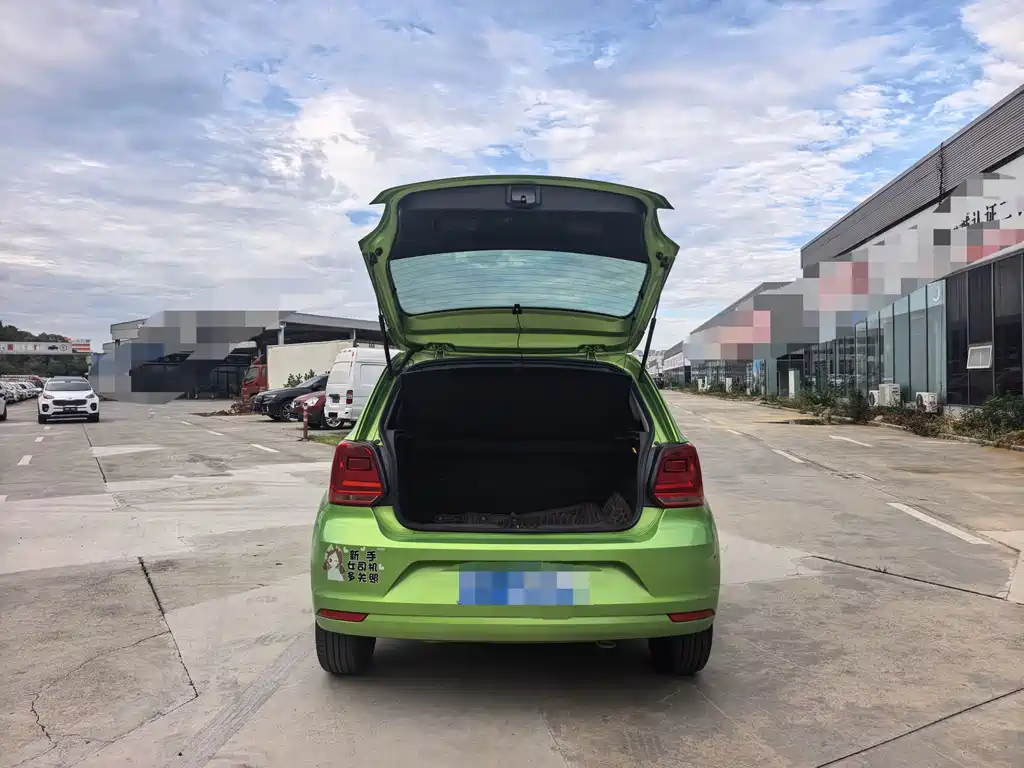 Polo 2016 1.4L Automatic Fashion Edition купить на сайте DeffCars
