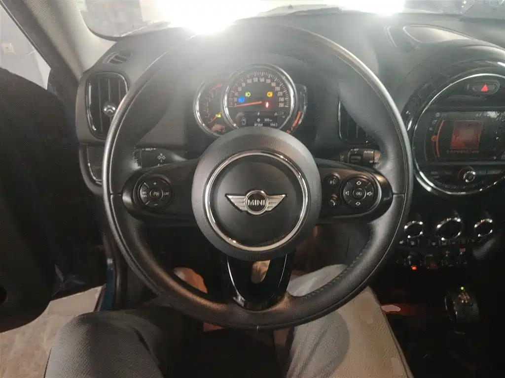 MINI COUNTRYMAN 2017 1.5T COOPER ALL4 Traveler купить на сайте DeffCars