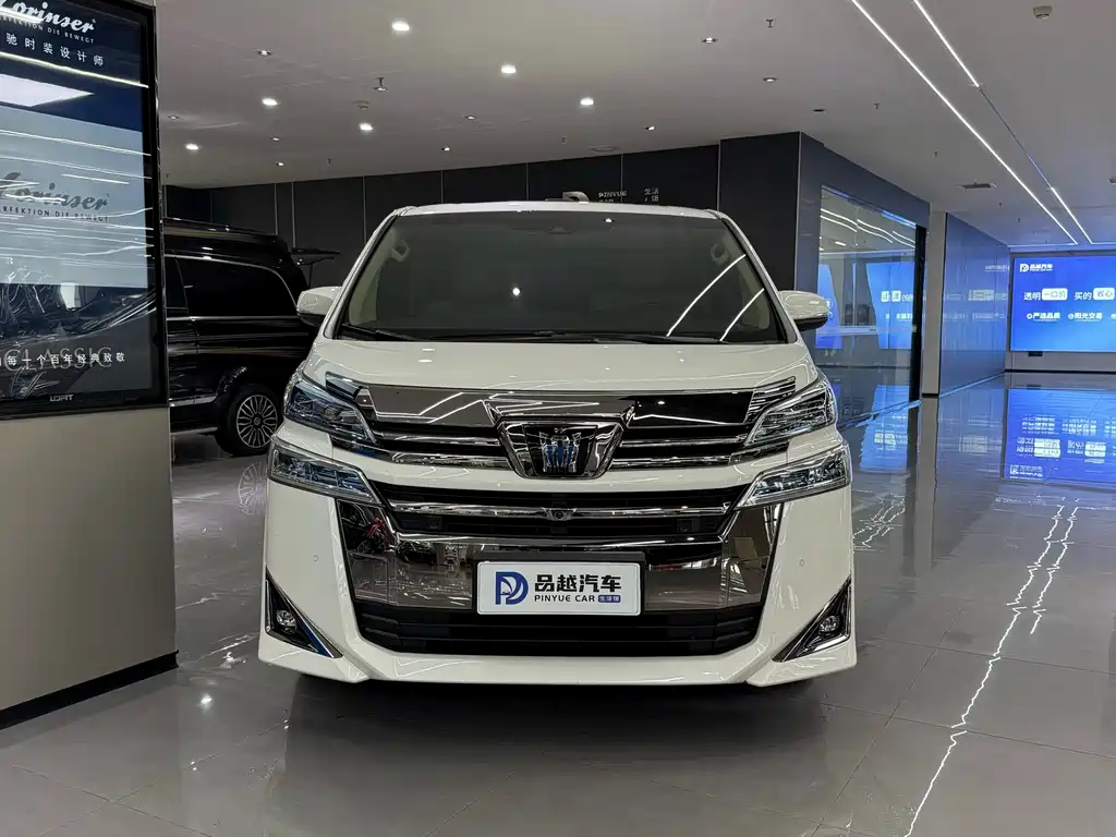 Wilfa 2021 Crown Dual Engine 2.5L HV Premium Edition купить на сайте DeffCars