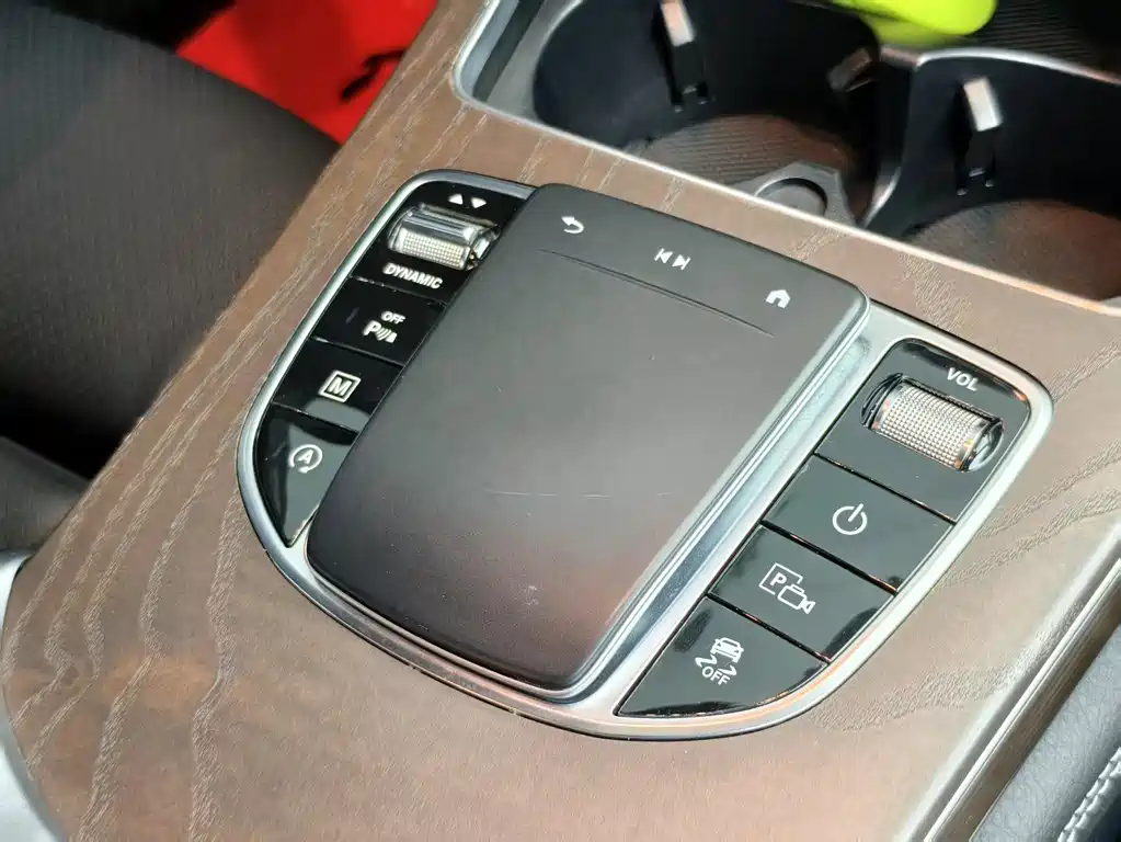 Mercedes-Benz GLC 2021 GLC 260 L 4MATIC luxury model купить на сайте DeffCars