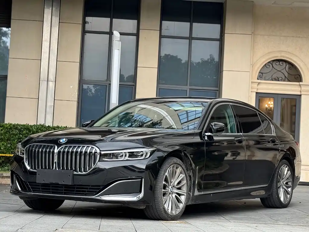 BMW 7 Series 2021 740Li Leading Luxury Package купить на сайте DeffCars