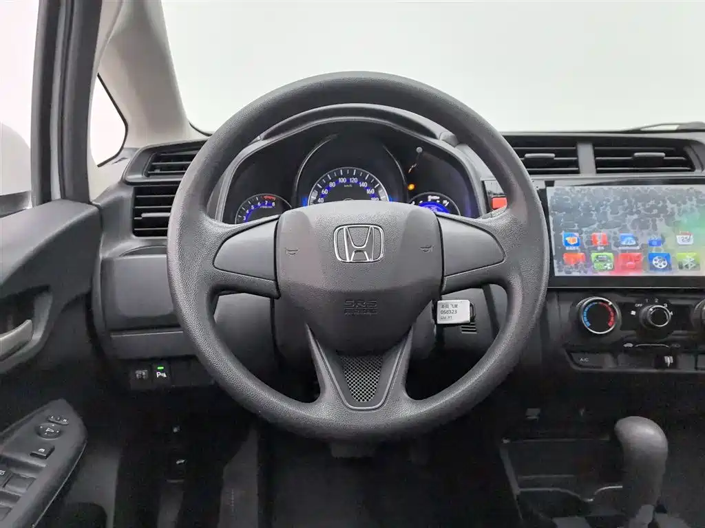 Fit 2016 1.5L LXS CVT Comfort Sunroof Edition купить на сайте DeffCars