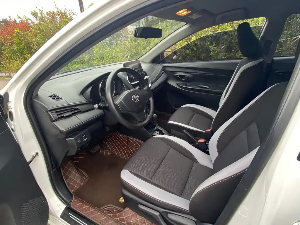 YARiS L Zhixuan 2020 1.5L CVT leading version купить на сайте DeffCars