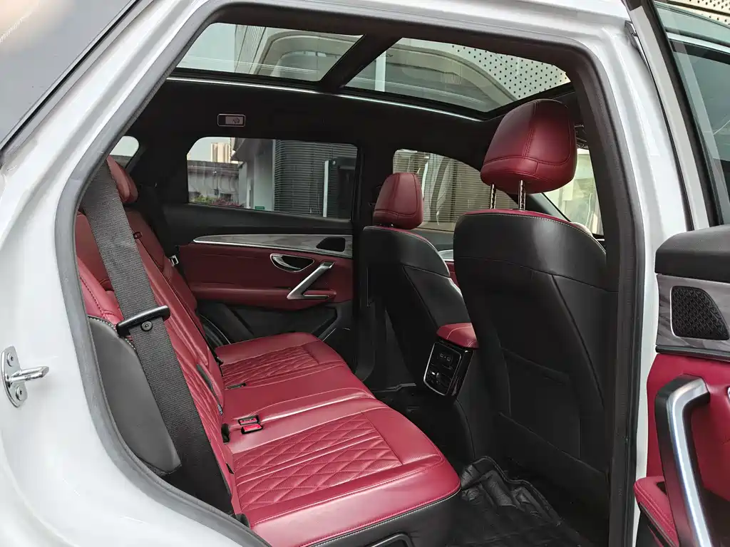 Jietu X70 PLUS 2023 model 1.5T DCT Brave PLUS 5 seats купить на сайте DeffCars