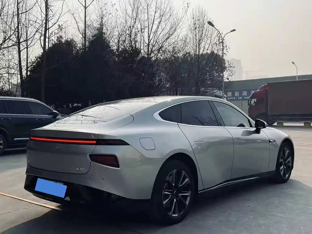 Xpeng P7 2023 model P7i 702 Pro купить на сайте DeffCars