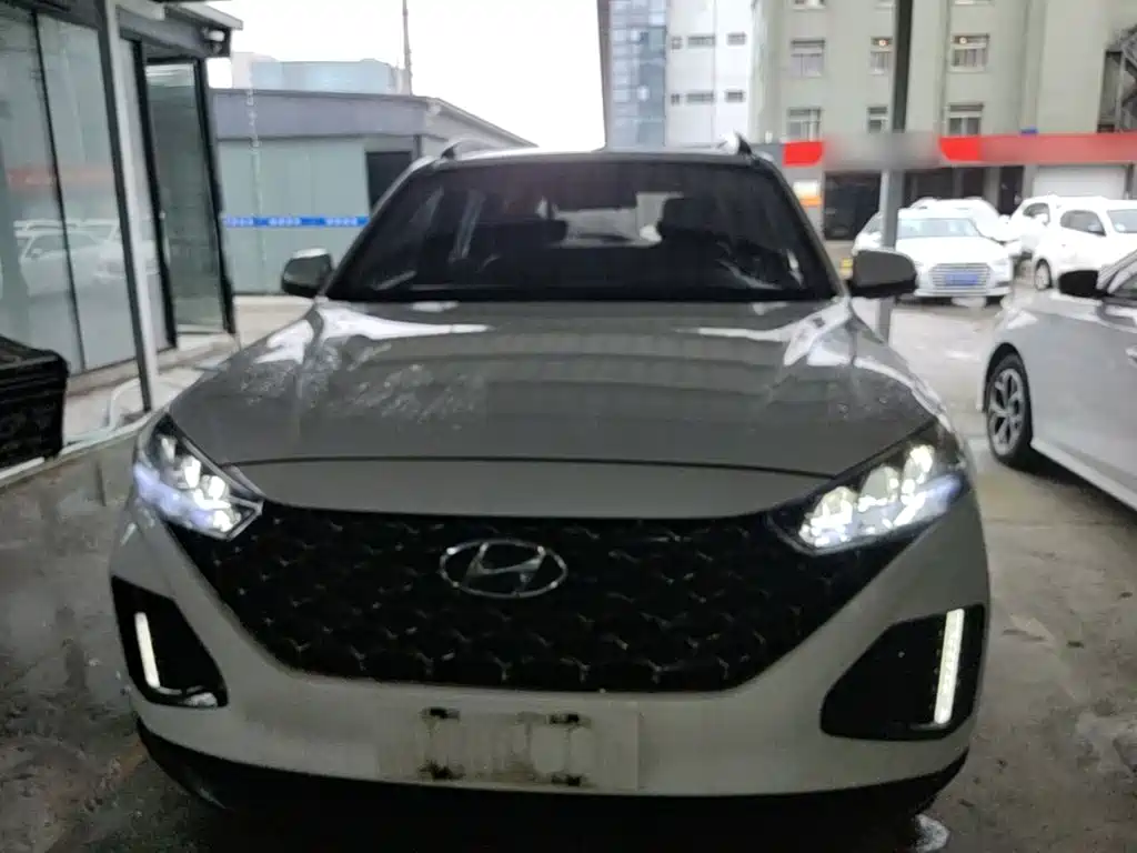 Beijing Hyundai ix35 2021 2.0L automatic two-wheel drive GLS leading version купить на сайте DeffCars