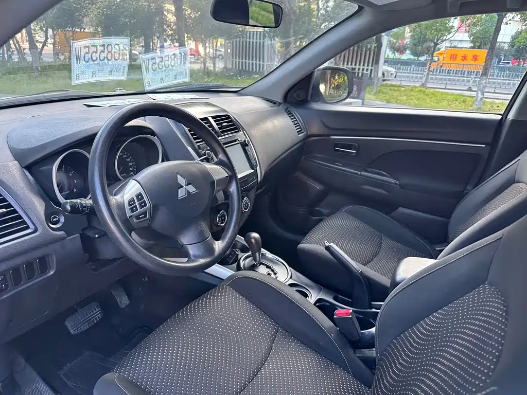 ASX 2013 2.0L CVT two-wheel drive elite version купить на сайте DeffCars